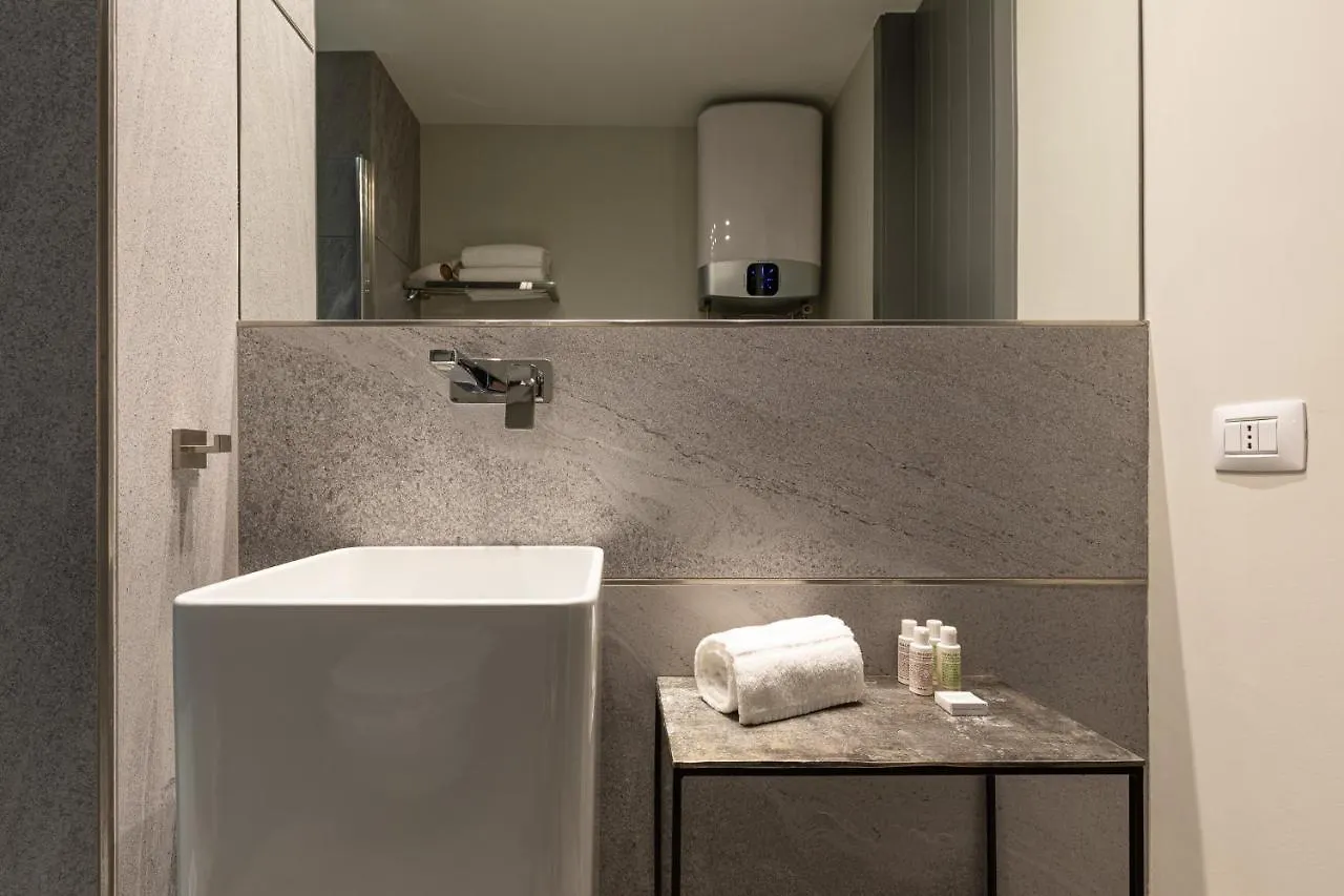 Beplace Apartments In Duomo Milan Italy