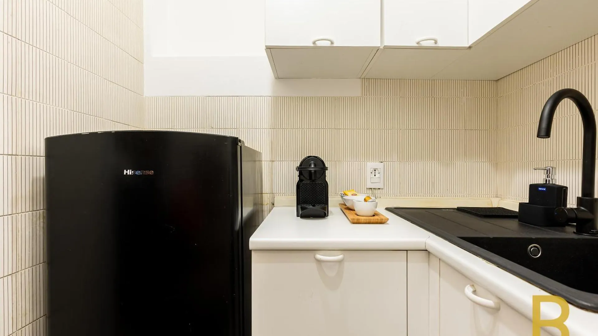 Beplace Apartments In Duomo Milan